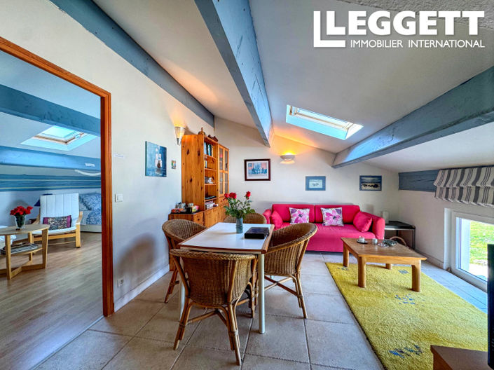 Image No.8-3 Bed House for sale