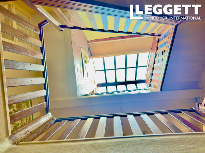 Image No.10-3 Bed House for sale