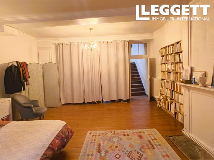 Image No.6-3 Bed House for sale