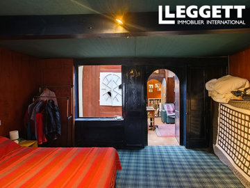 ahr0chm6ly9jzg4uagvzdglhlmltbw8vaw1hz2uvvevom