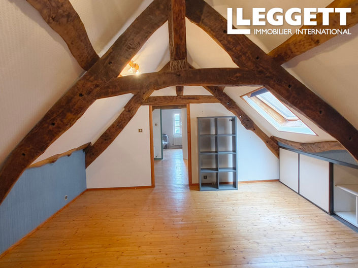 Image No.9-5 Bed House for sale