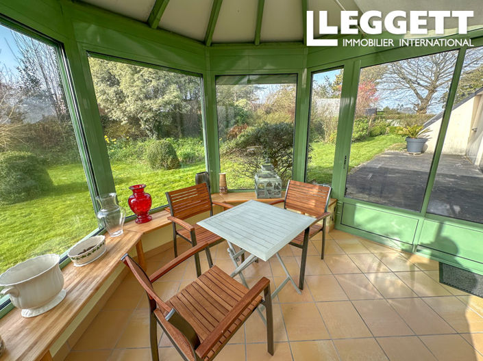 Image No.9-5 Bed House for sale