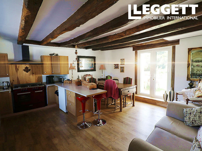 Image No.2-5 Bed House for sale