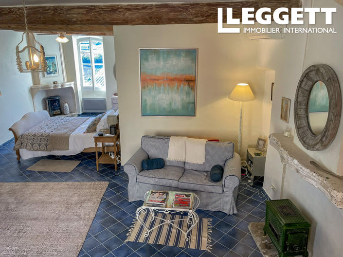 Image No.5-2 Bed House for sale