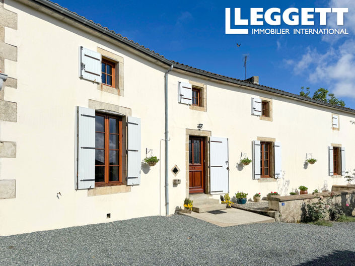 Image No.2-Maison de 4 chambres à vendre à Deux-Sevres