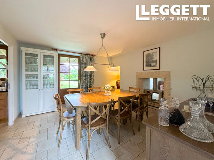 Image No.5-Maison de 4 chambres à vendre à Deux-Sevres