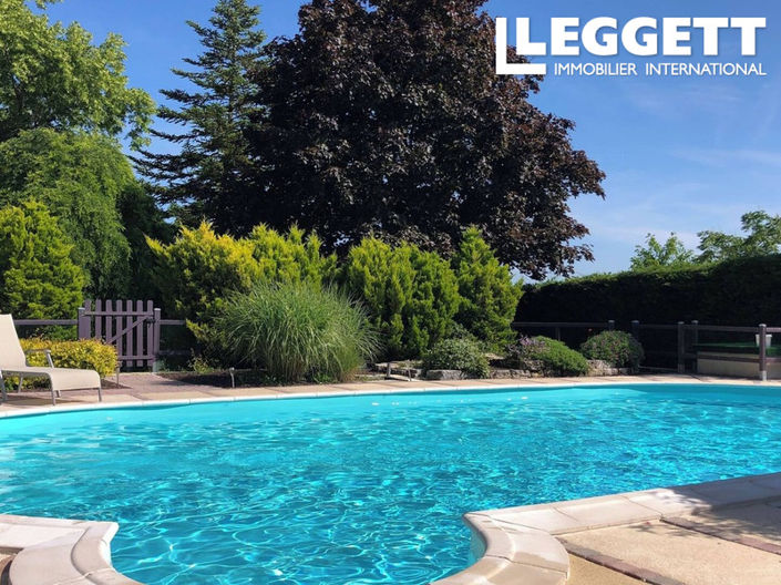 Image No.8-4 Bed House for sale