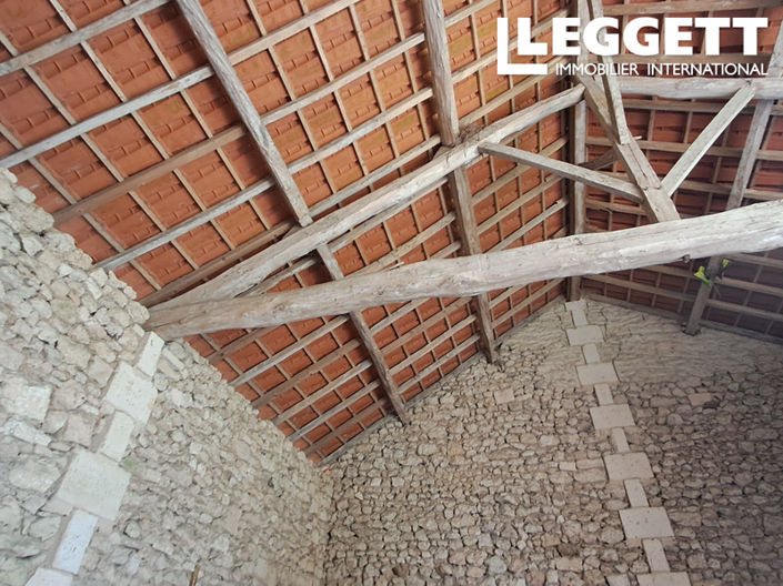 Image No.9-4 Bed House for sale