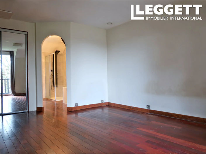 Image No.5-4 Bed House for sale