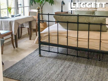 ahr0chm6ly9jzg4uagvzdglhlmltbw8vaw1hz2uvvevom