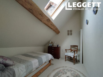 ahr0chm6ly9jzg4uagvzdglhlmltbw8vaw1hz2uvvevom