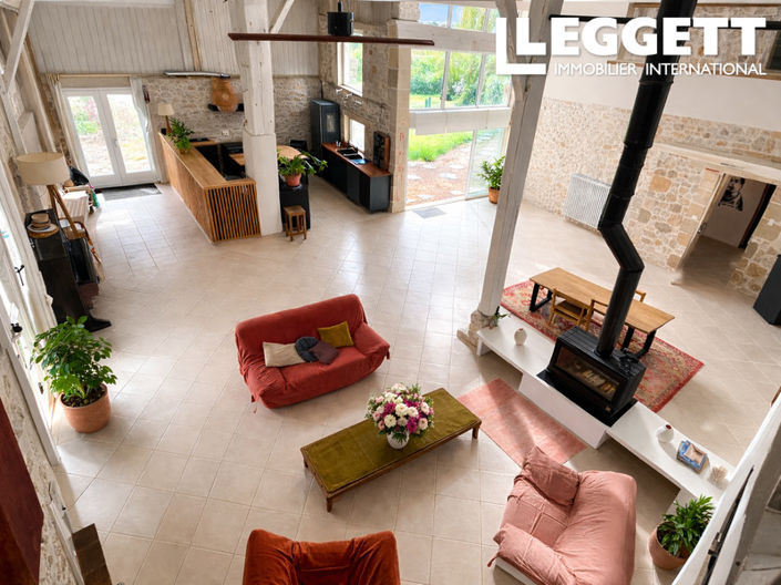 Image No.8-5 Bed House for sale