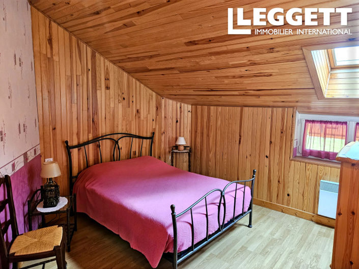 Image No.6-3 Bed House for sale