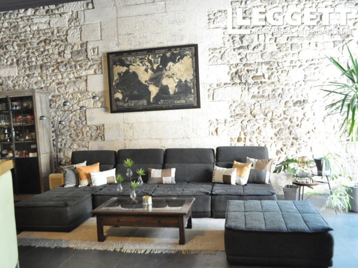 Image No.7-Commercial de 1 chambre à vendre à Combiers