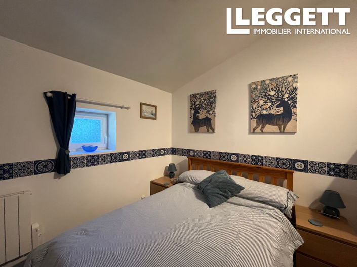 Image No.10-3 Bed House for sale