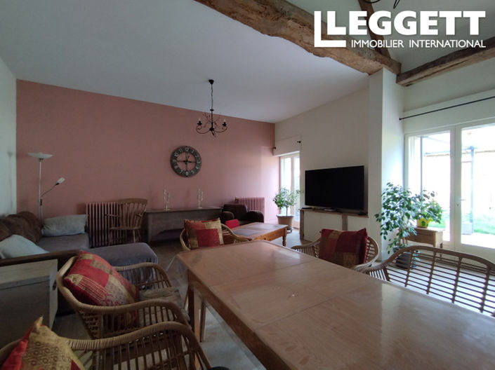 Image No.4-2 Bed House for sale