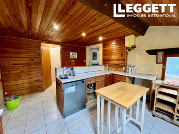 ahr0chm6ly9jzg4uagvzdglhlmltbw8vaw1hz2uvvevom