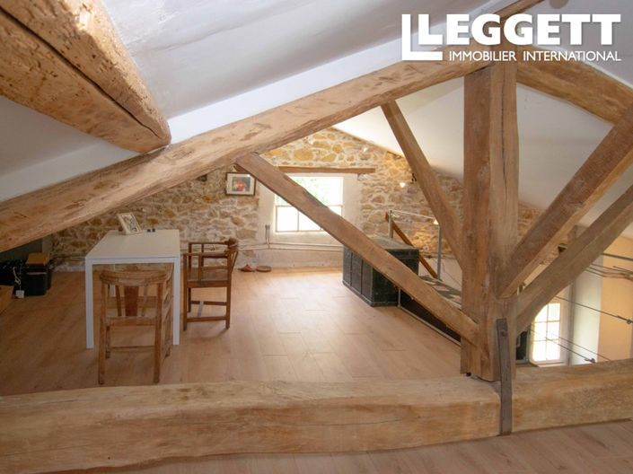 Image No.10-4 Bed House for sale