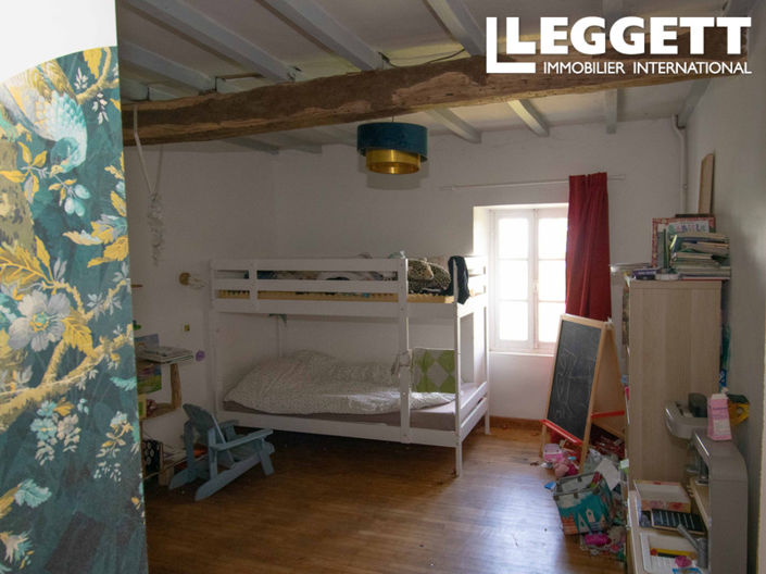 Image No.9-4 Bed House for sale