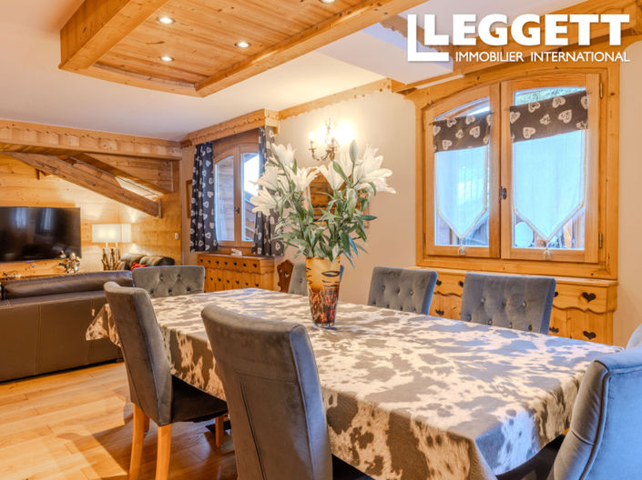 Image No.2-11 Bed House for sale