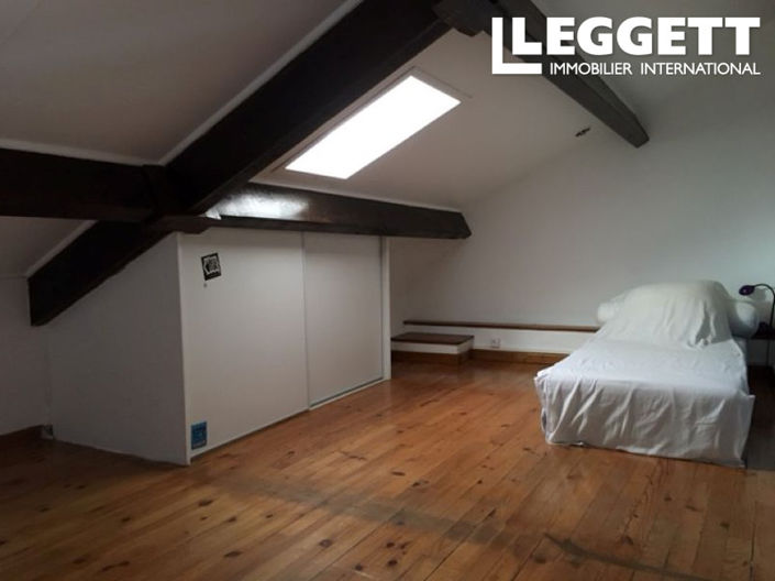 Image No.8-1 Bed House for sale