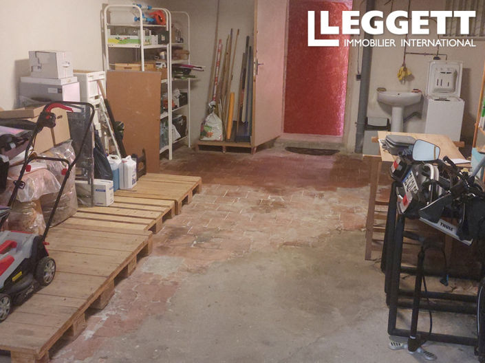 Image No.9-1 Bed House for sale