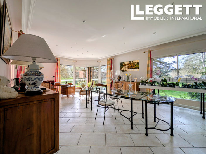 Image No.6-3 Bed House for sale