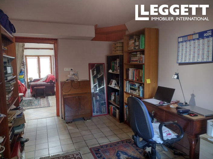 Image No.9-3 Bed House for sale