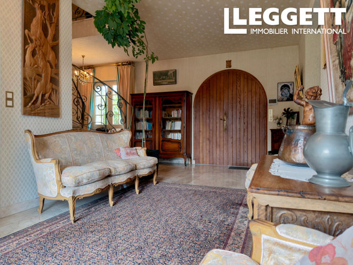 Image No.4-5 Bed House for sale