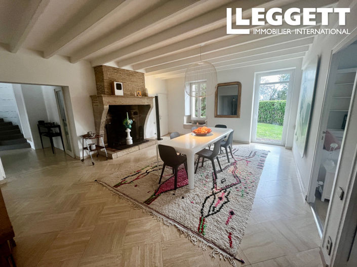 Image No.5-6 Bed House for sale