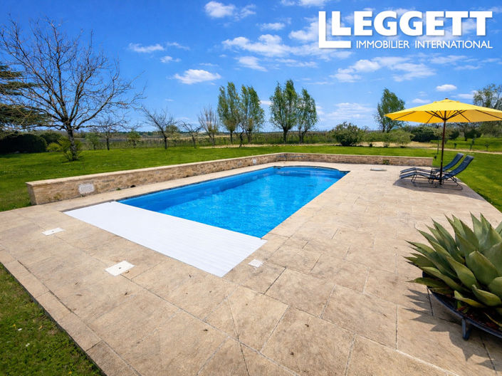 Image No.9-6 Bed House for sale