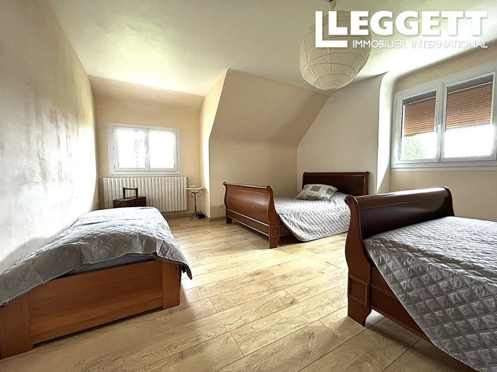 Image No.10-4 Bed House for sale