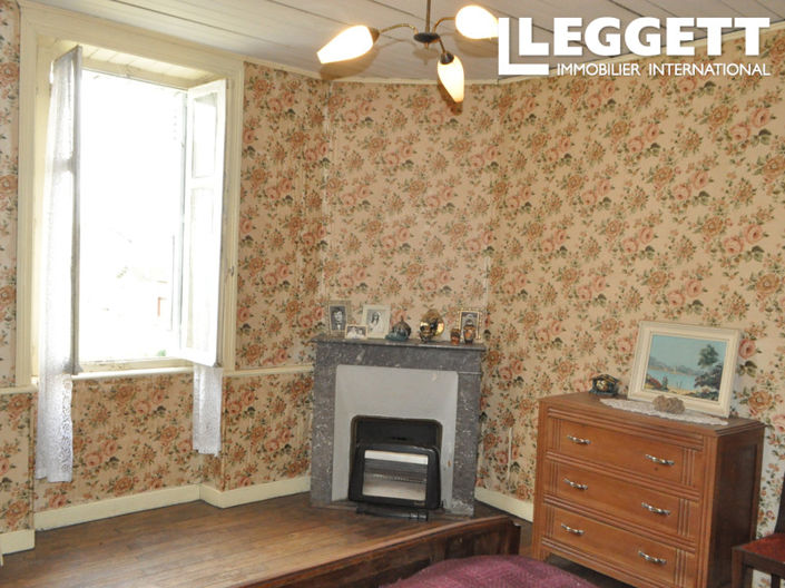 Image No.3-5 Bed House for sale