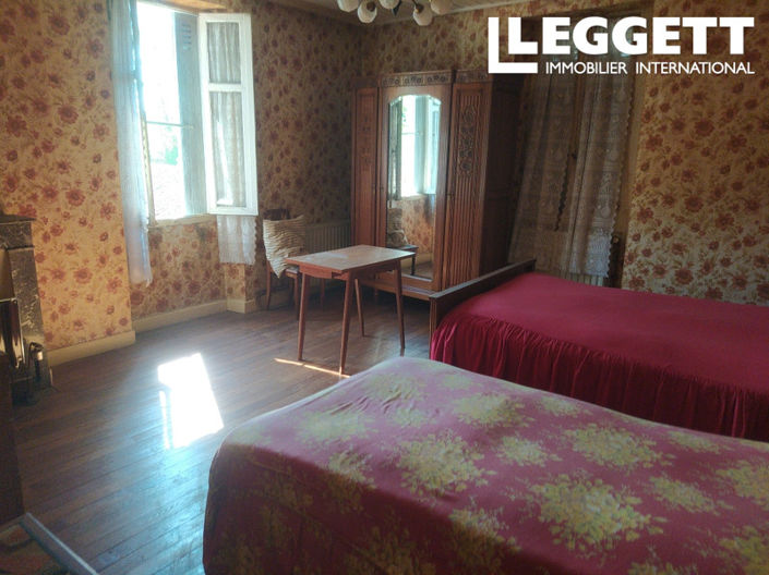 Image No.4-5 Bed House for sale