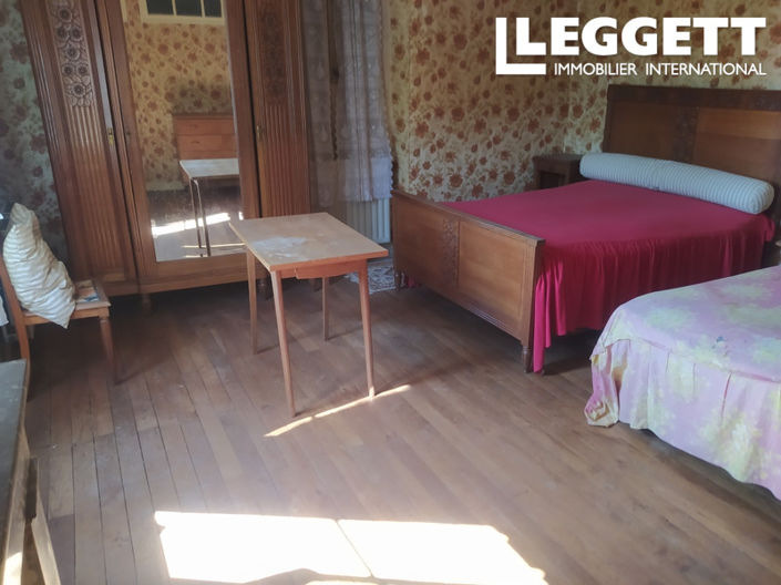 Image No.5-5 Bed House for sale