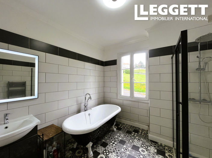 Image No.3-3 Bed House for sale