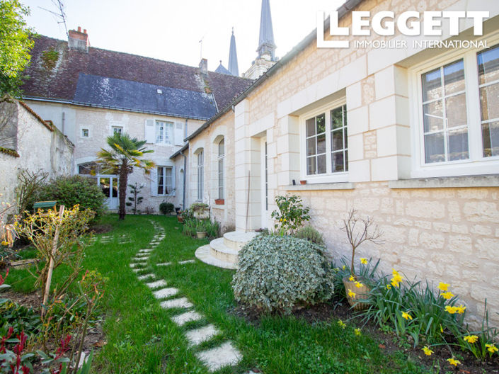 Image No.10-3 Bed House for sale