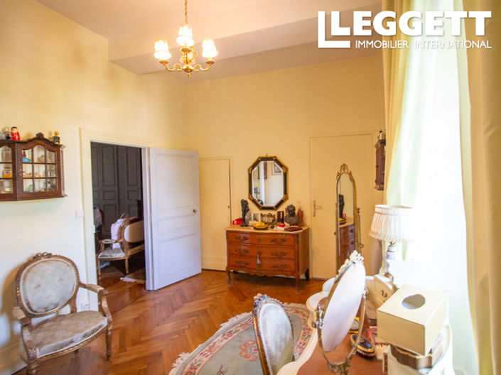 Image No.9-3 Bed House for sale