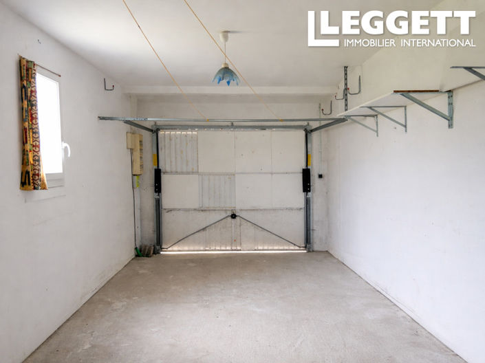 Image No.9-3 Bed House for sale