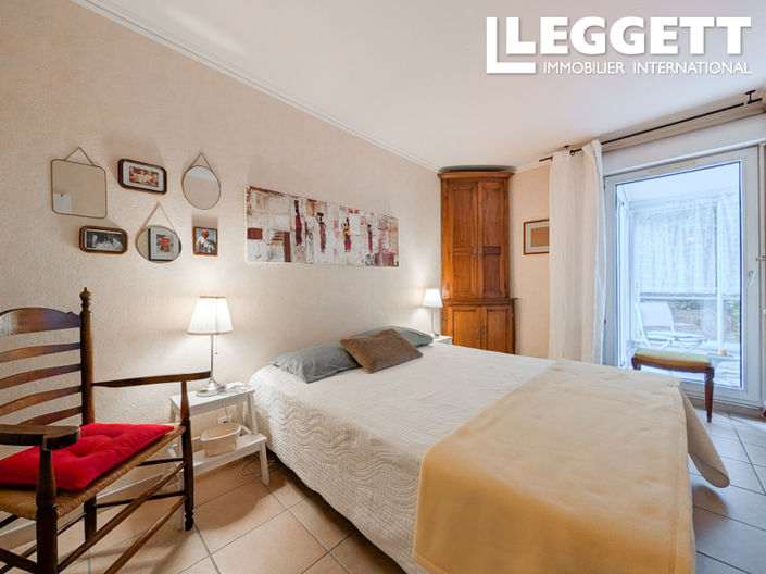 Image No.8-2 Bed Apartment for sale