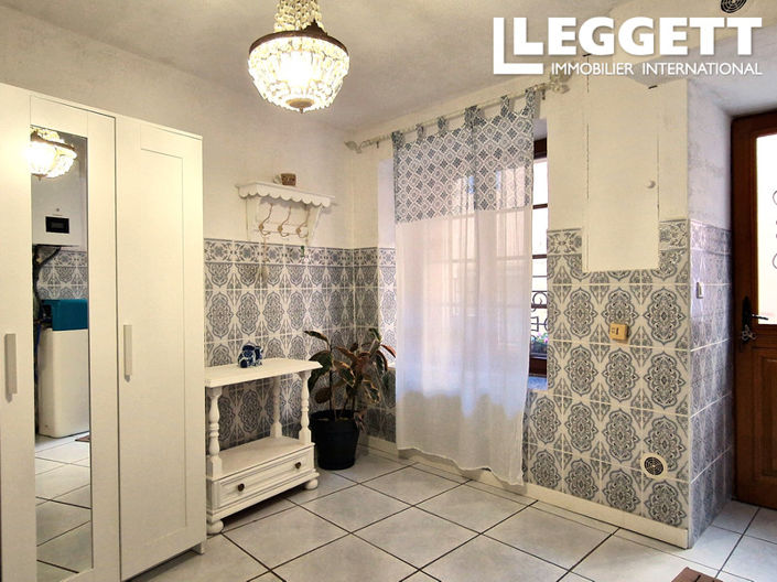 Image No.2-3 Bed House for sale