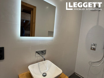 ahr0chm6ly9jzg4uagvzdglhlmltbw8vaw1hz2uvvevom