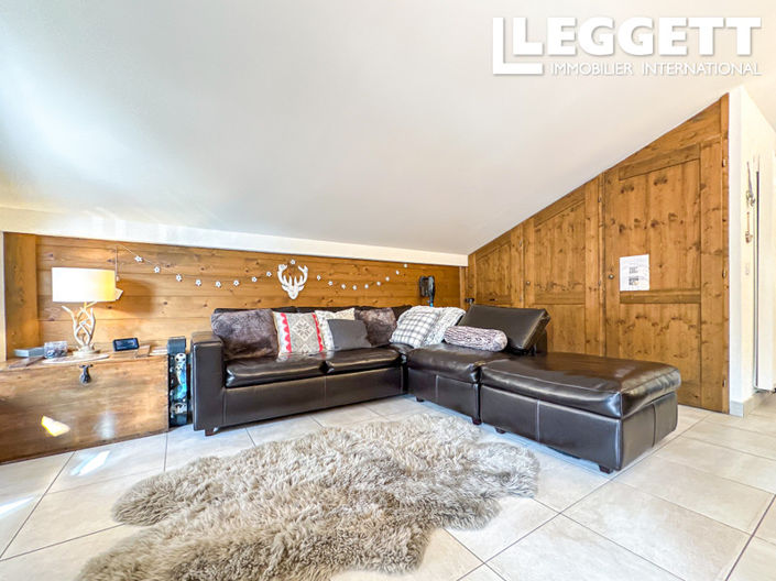 Image No.9-3 Bed Apartment for sale