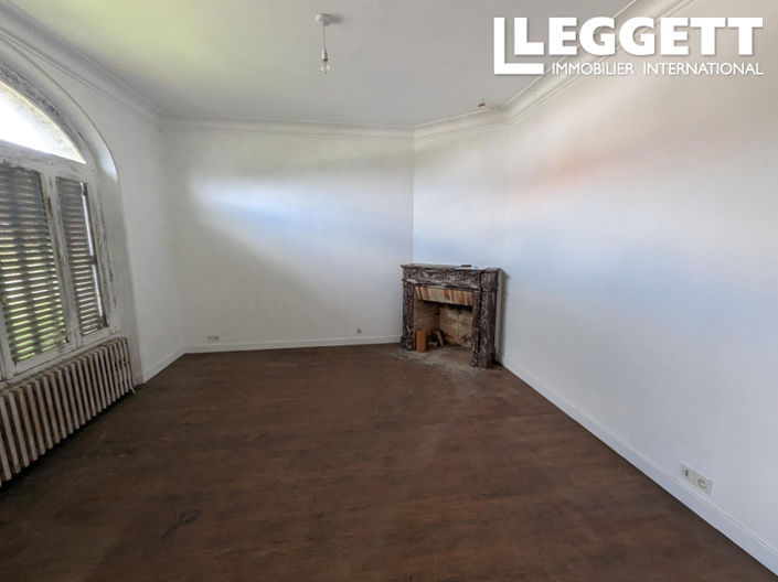 Image No.6-3 Bed House for sale