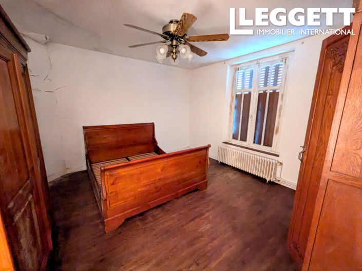 Image No.8-3 Bed House for sale