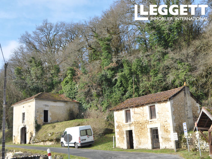 Image No.2-Maison de 2 chambres à vendre à Dordogne