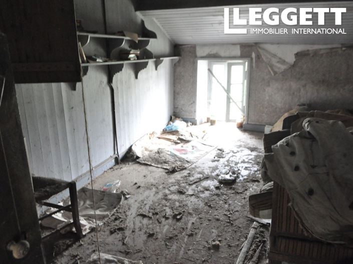 Image No.6-2 Bed Commercial for sale