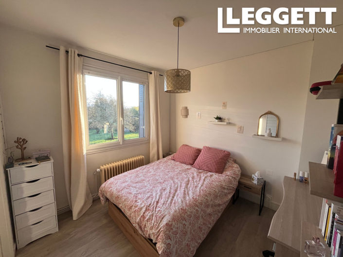 Image No.7-4 Bed House for sale