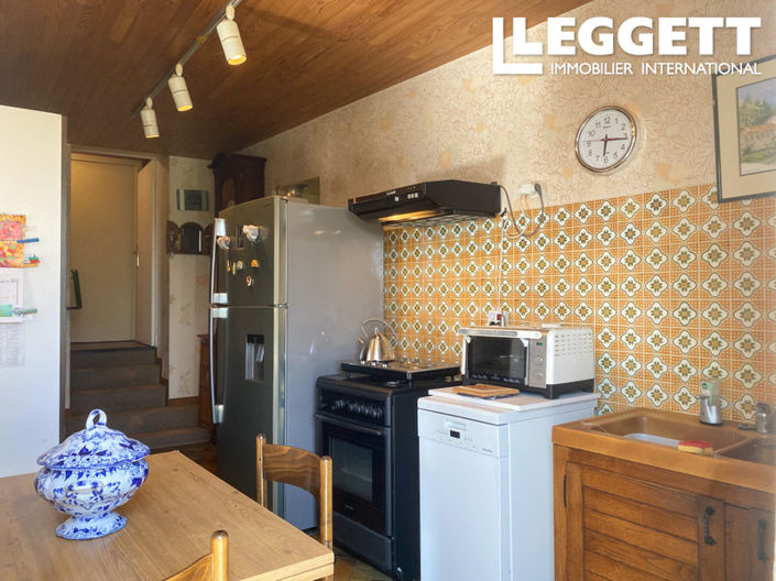 Image No.8-3 Bed House for sale