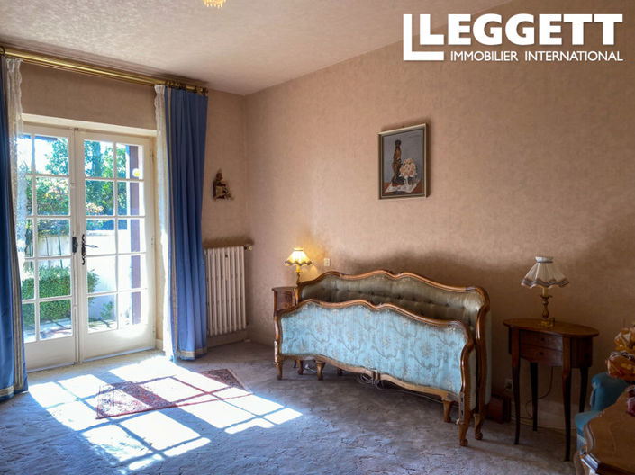 Image No.9-3 Bed House for sale